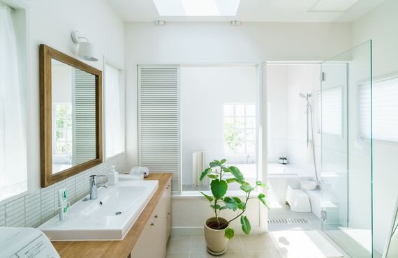 機能的な洗面所を内装リフォームで実現します | リフォームなら千葉のStrawberry World株式会社